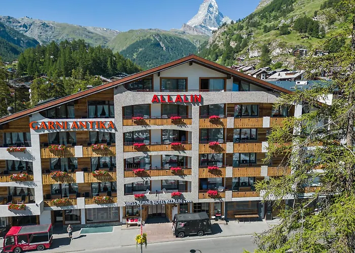 Swiss Alpine Hotel Allalin
